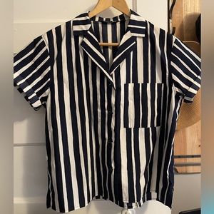 Marimekko by Uniqlo XS Short Sleeved Button Up